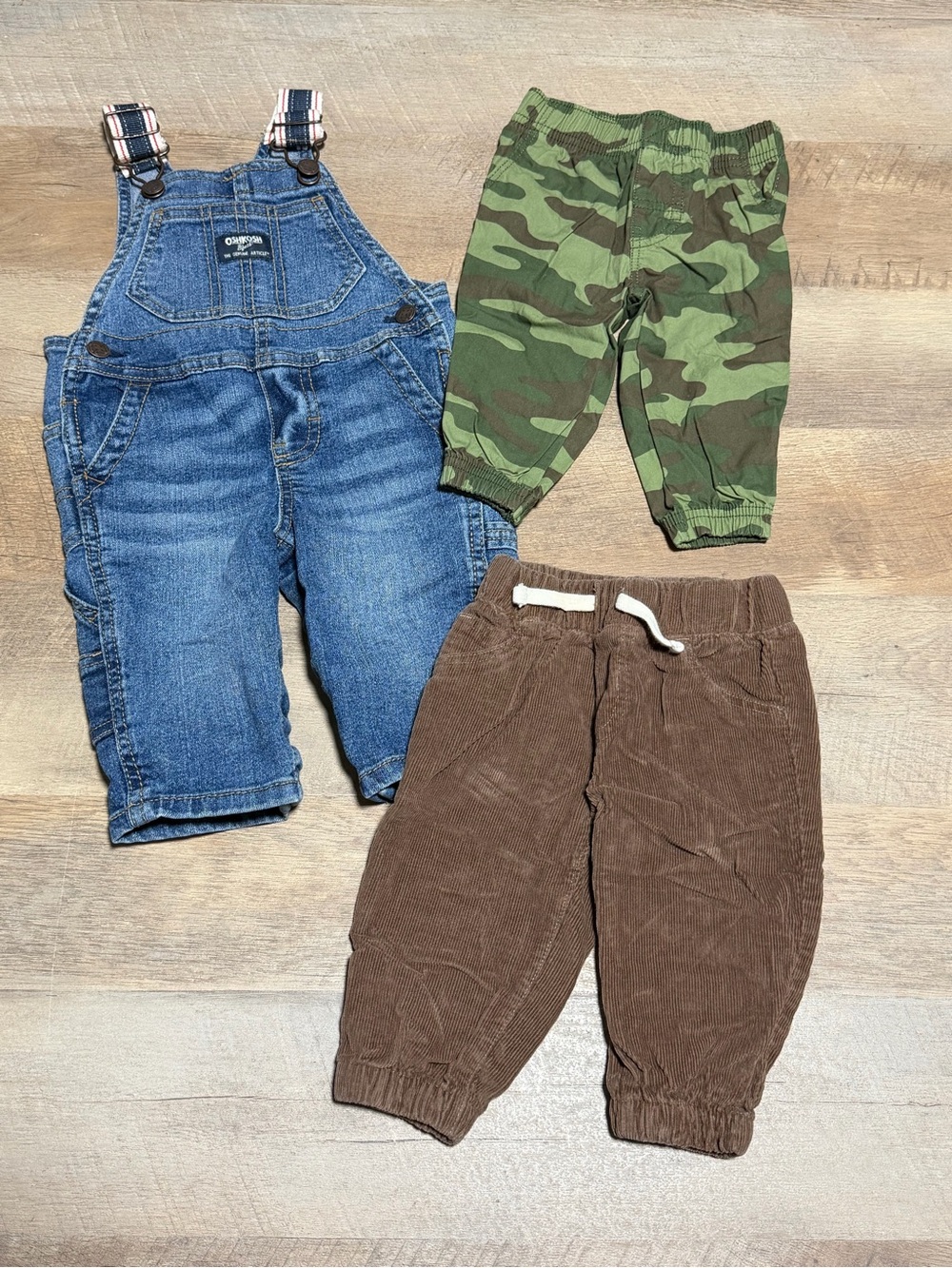 Boys 6 Month Lot | 13pc. | OshKosh, Carter’s & Okie Dokie - Picture 2 of 6
